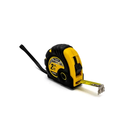 Ruletă cu protecţie şi magnet