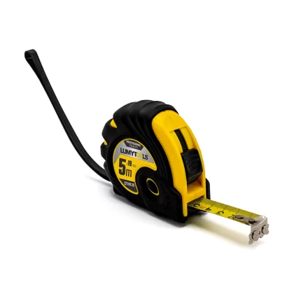 Ruletă cu protecţie şi magnet